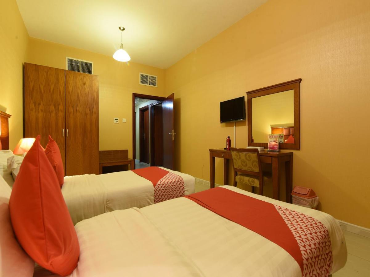 Oyo 274 California Suites Fujaïrah Extérieur photo