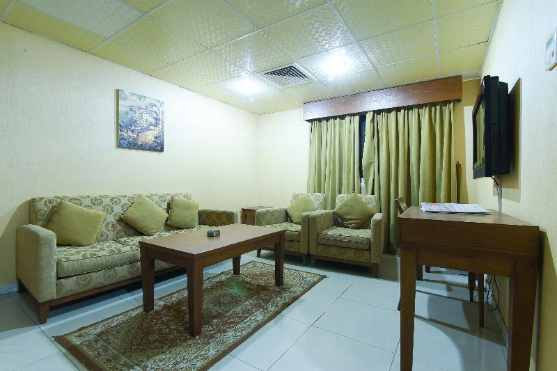 Oyo 274 California Suites Fujaïrah Extérieur photo