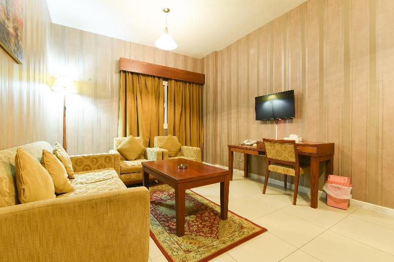 Oyo 274 California Suites Fujaïrah Extérieur photo