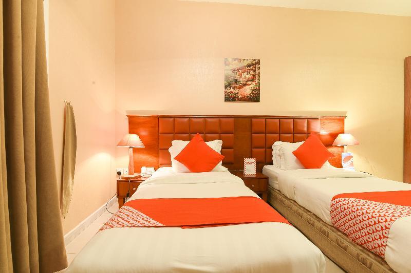 Oyo 274 California Suites Fujaïrah Extérieur photo